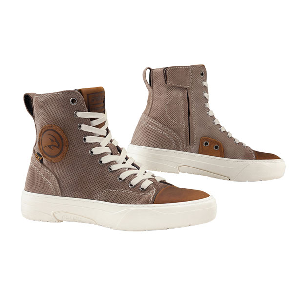 Daisy on the Ohoopee